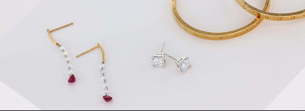 How to Wear Your Outfits With Different Types of Earrings