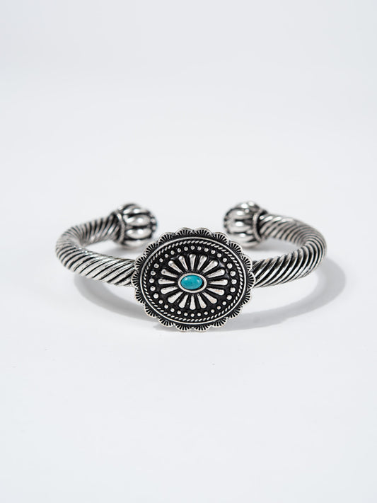 Belle Western Scalloped Concho Cuff Bracelet