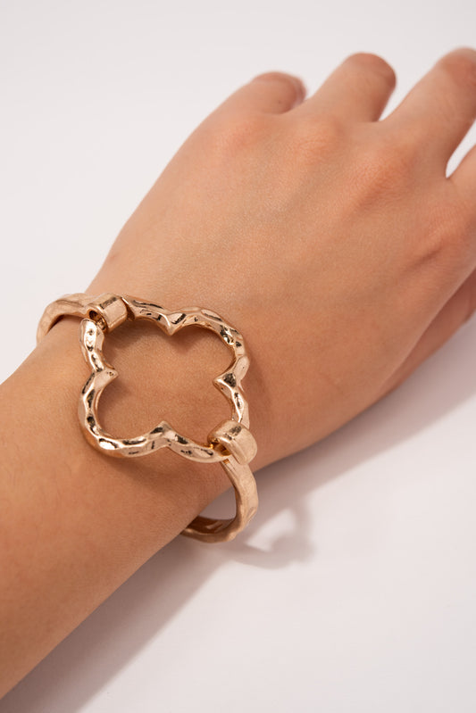 Delia Clover Metal Cuff Bracelet | Gold