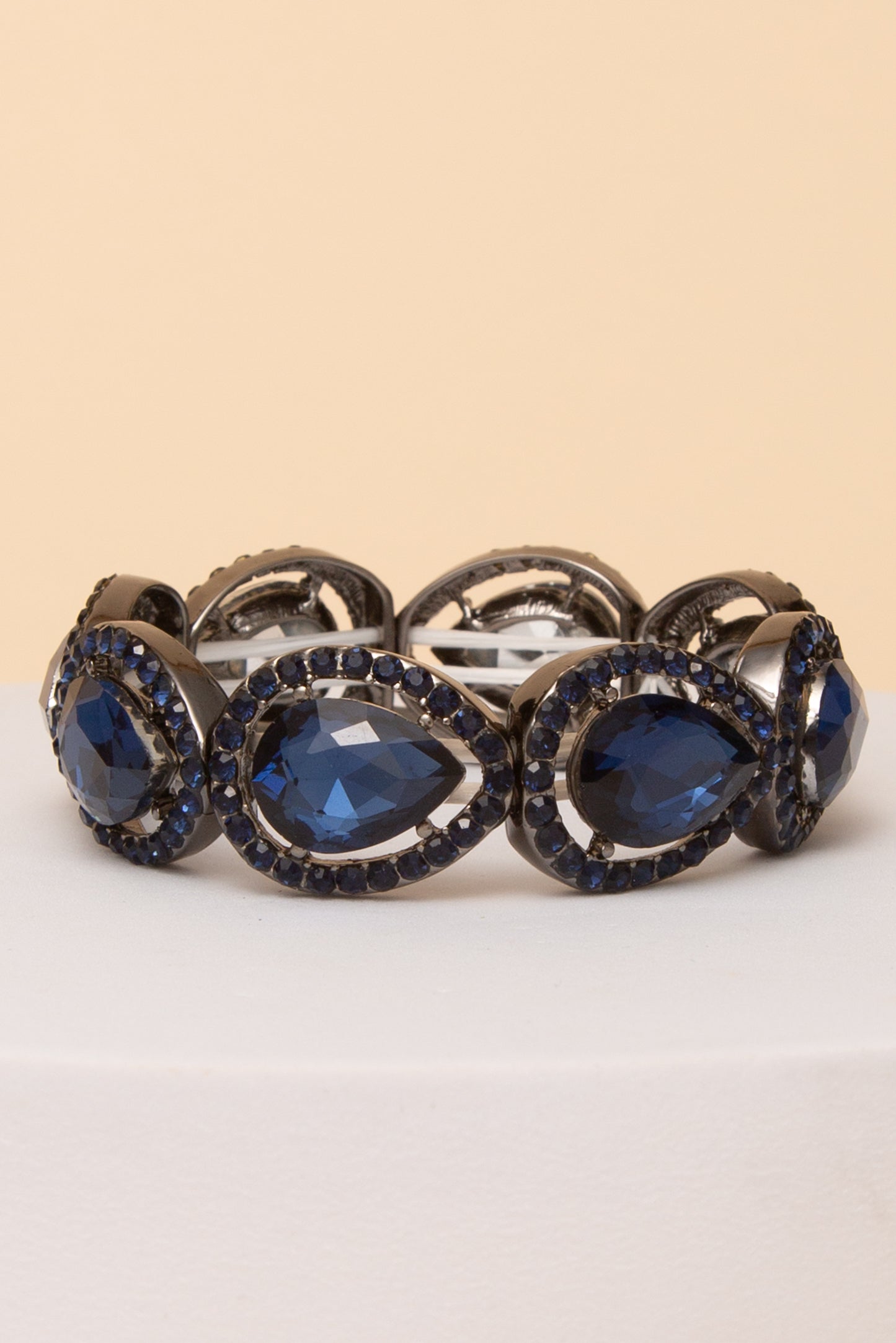 Viviana Rhinestone Bezeled Teardrop Cut Crystal Stretch Bracelet | Navy