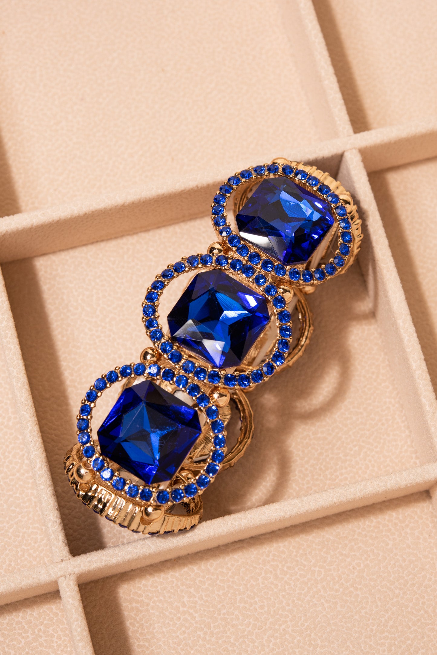 Eleanor Square Austrian Crystal Halo Stretch Bracelet