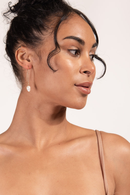 Tahlia Threaded Drop Hook Pearl Earrings | Gold