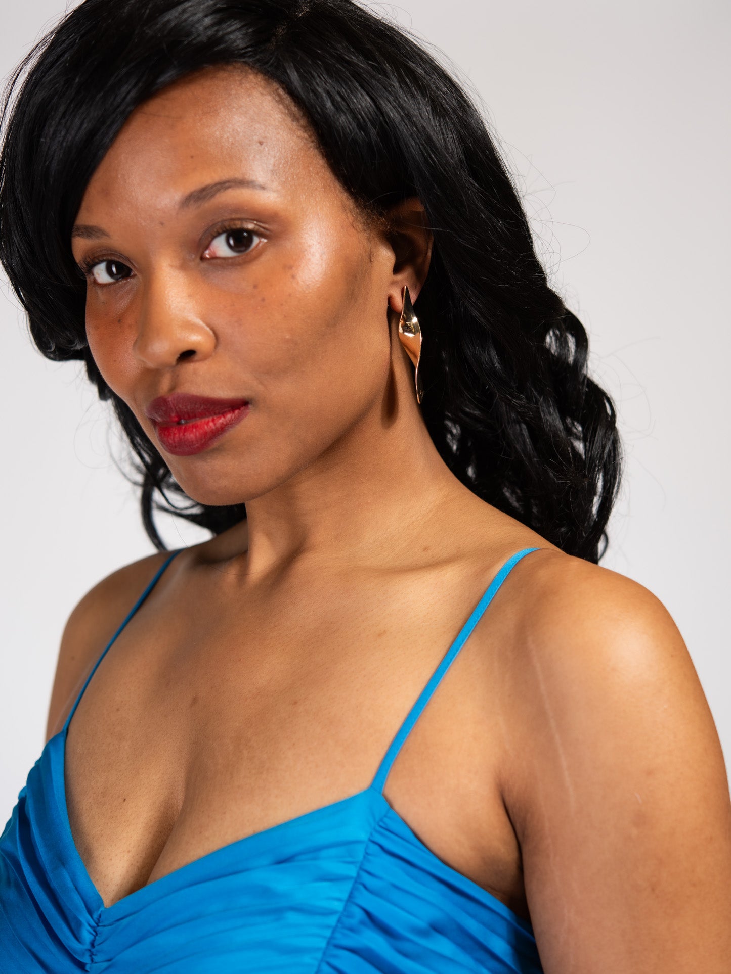 Margot Twist Dangle Earrings