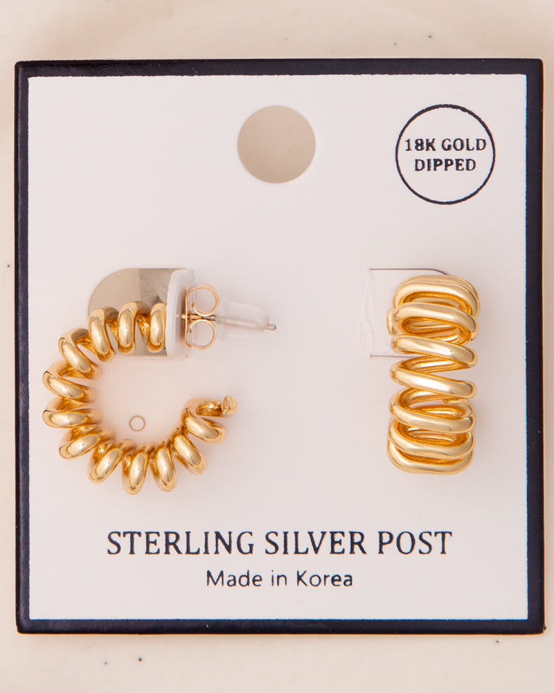 Laylani Polished Ribbed Huggie Hoop Earrings