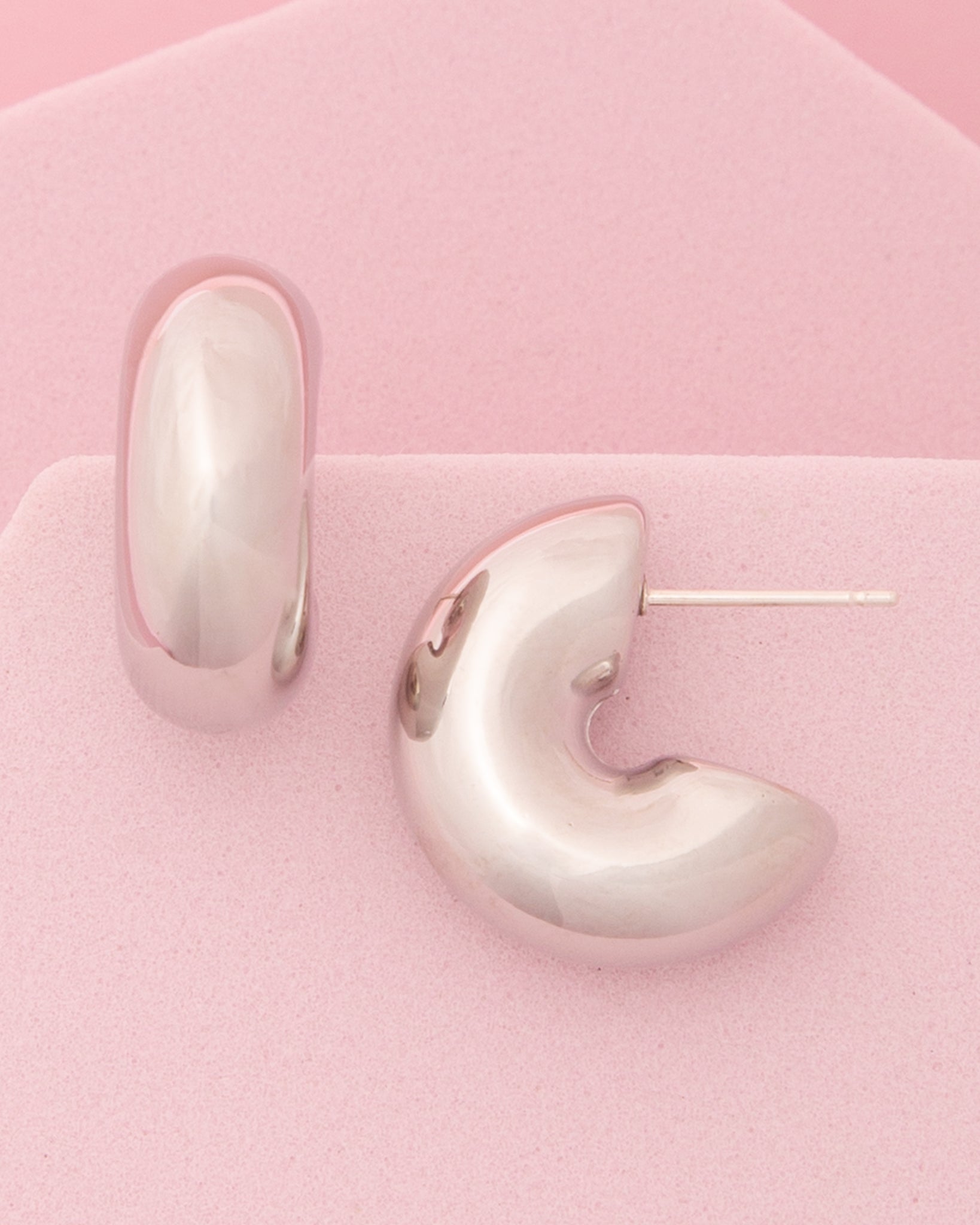 Celeste Elbow Macaroni Huggie Hoop Post Earrings | Silver