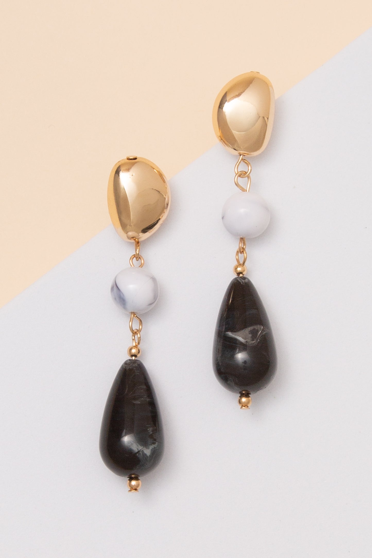 Phoebe Acrylic Marble Teardrop Bead Post Dangle Earrings | Grey