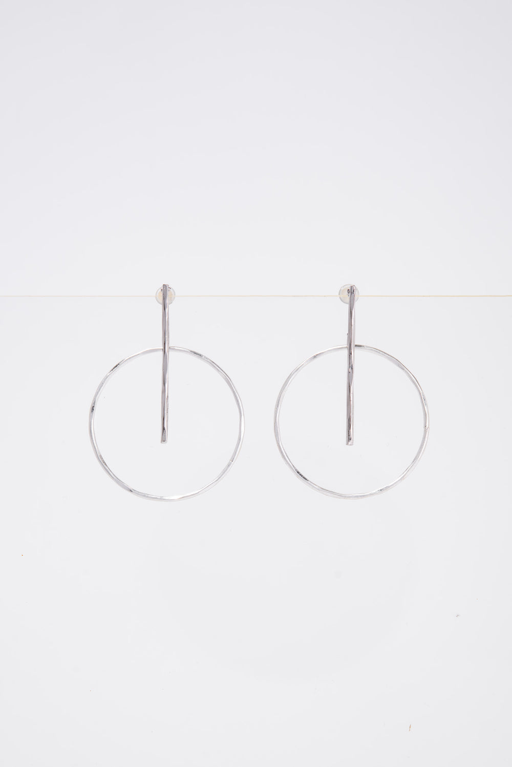 Emma Minimal Round Metal Dangle Earrings