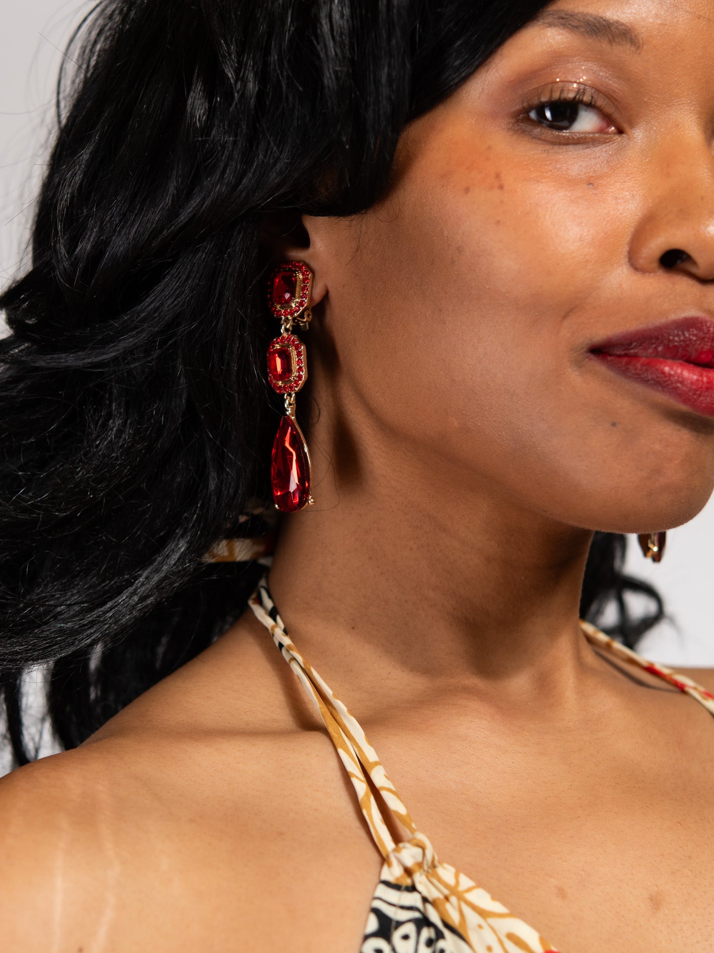 Blakely Rhinestone Dangly Stone Earrings