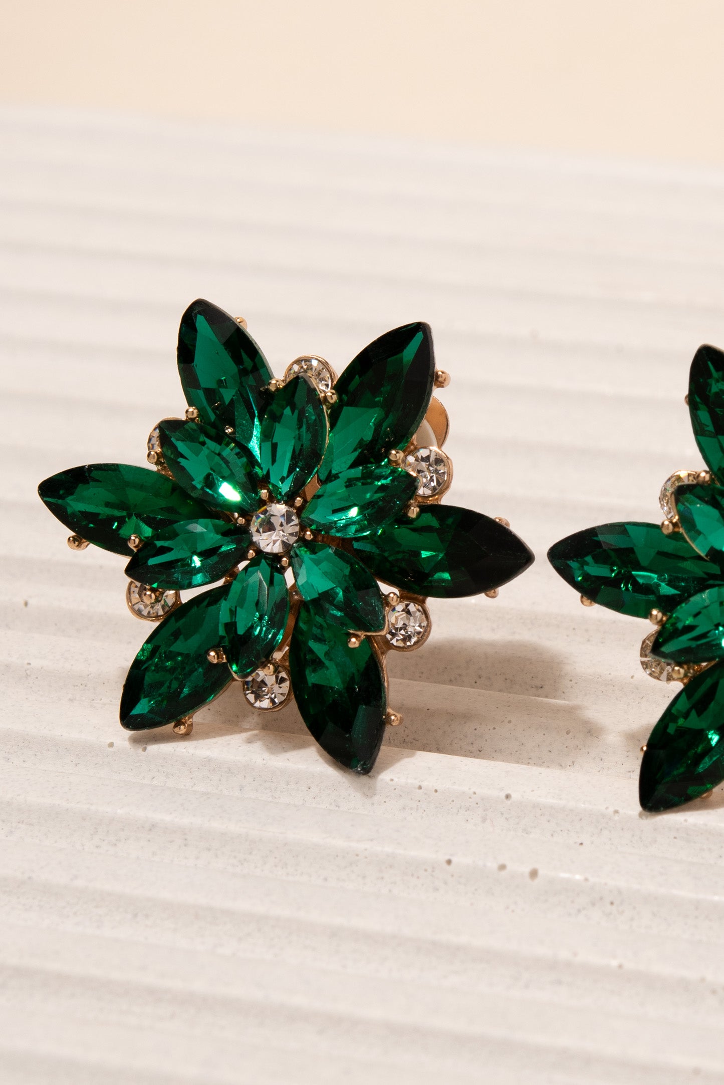 Ivy Flower Burst Clip-on Earrings