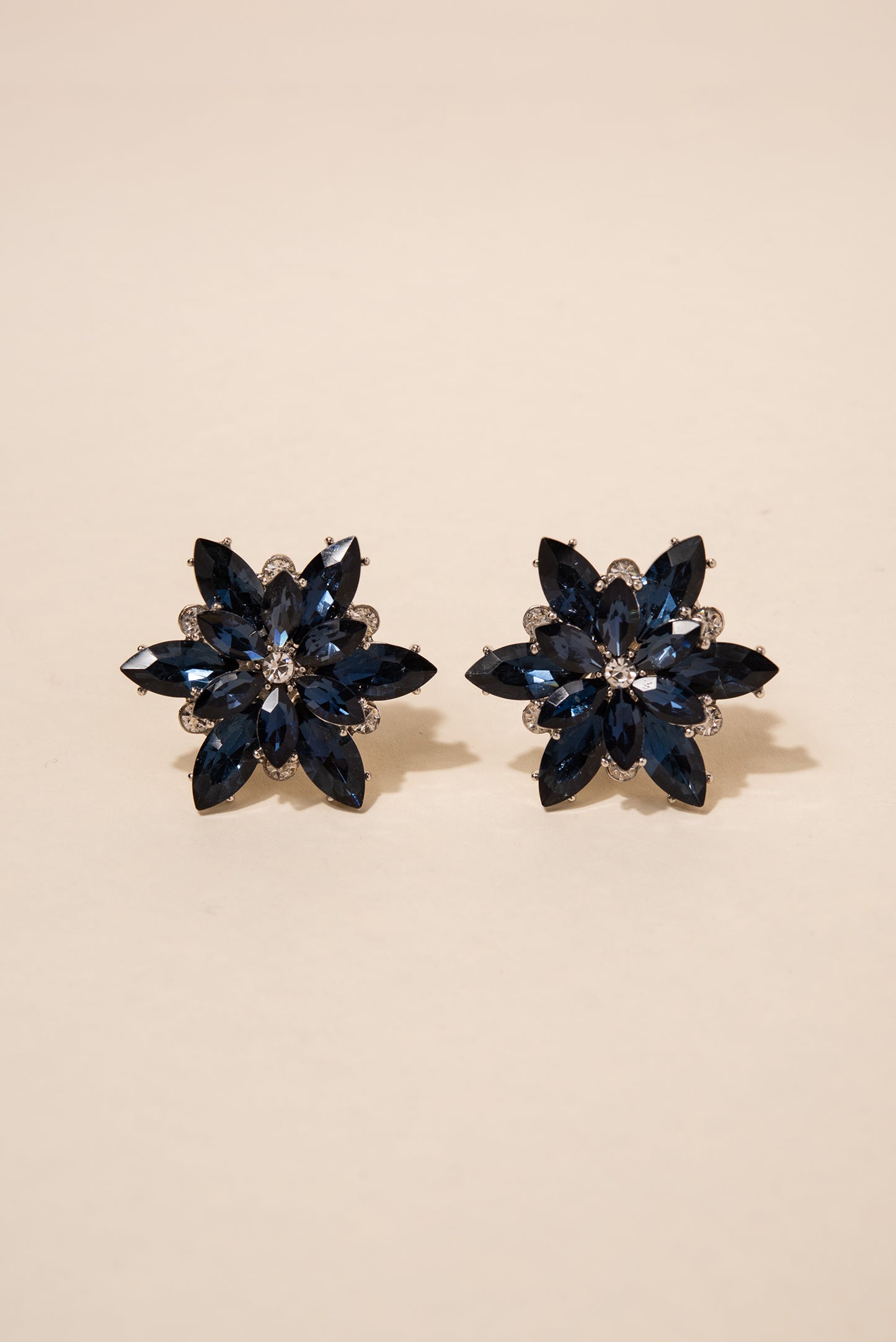 Ivy Flower Burst Clip-on Earrings