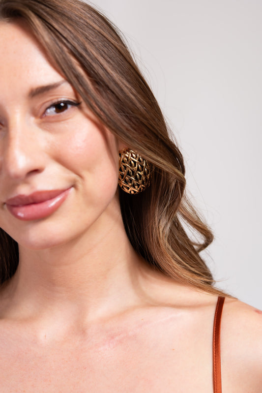 Mila Open Cut Woven Dome Clip-On Earrings | Gold