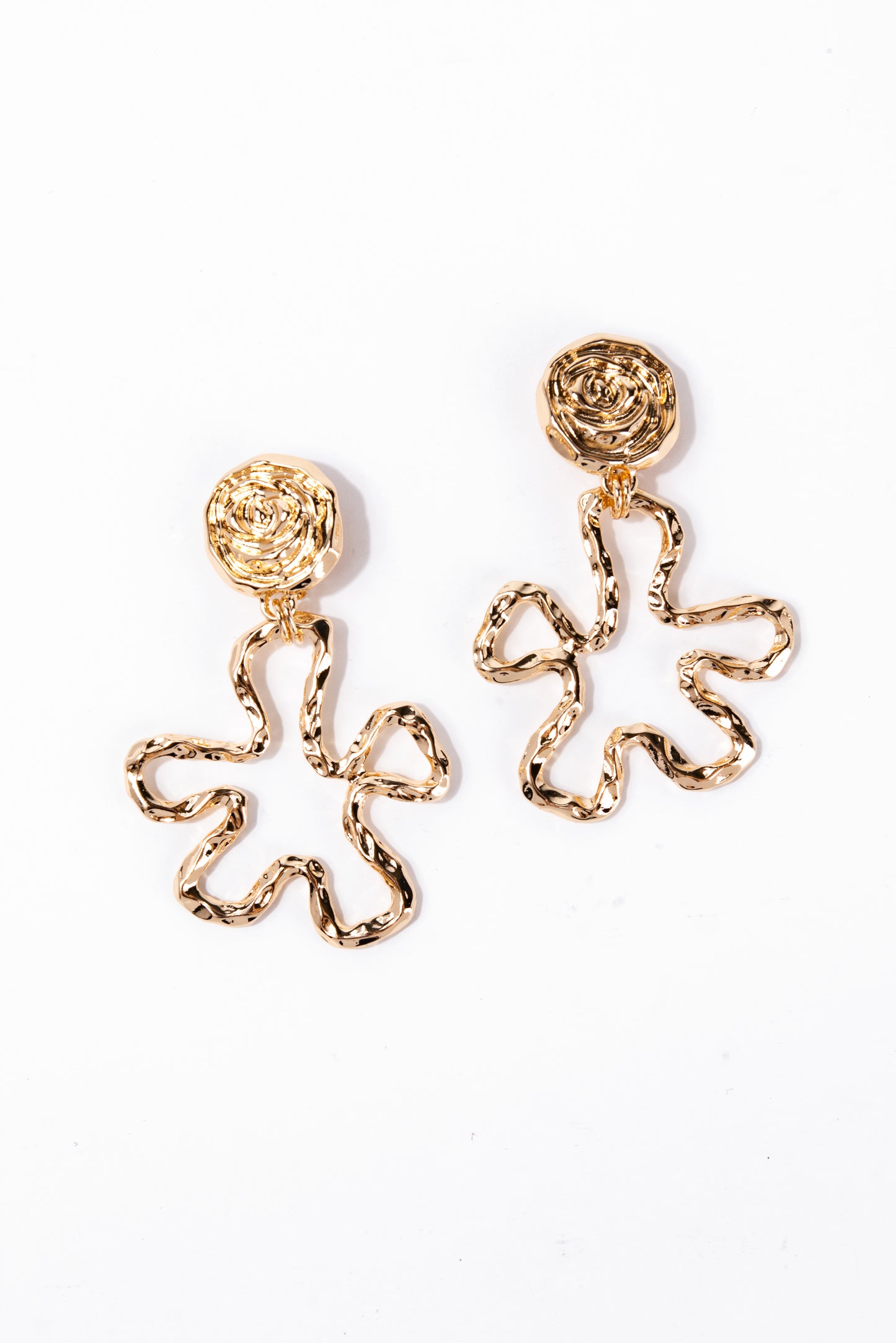 Aaliyah Floral Dangle Clip-On Earrings