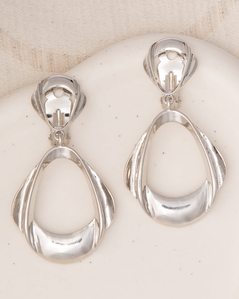 Rosemary Metallic Pyriform Door Knocker Clip-On Earrings