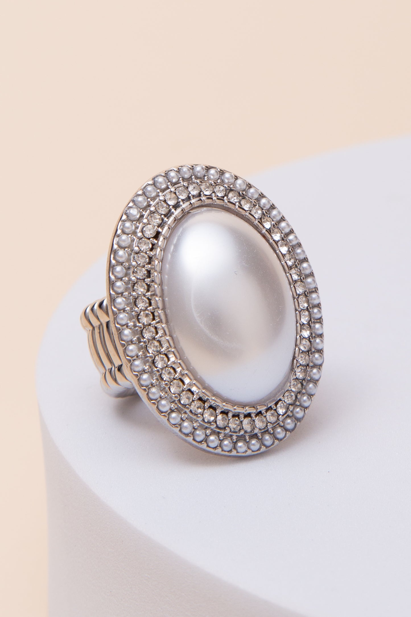Millie Classic Oval Pearl Stretch Ring with Double Rhinestone | Silver