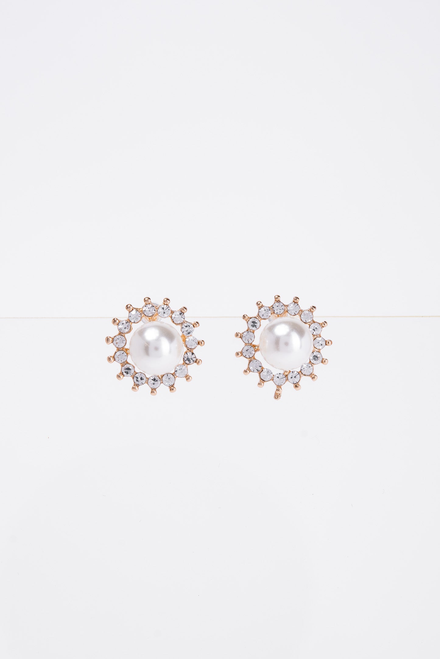 Christa Stone Flower Daisy Stud Post Earring