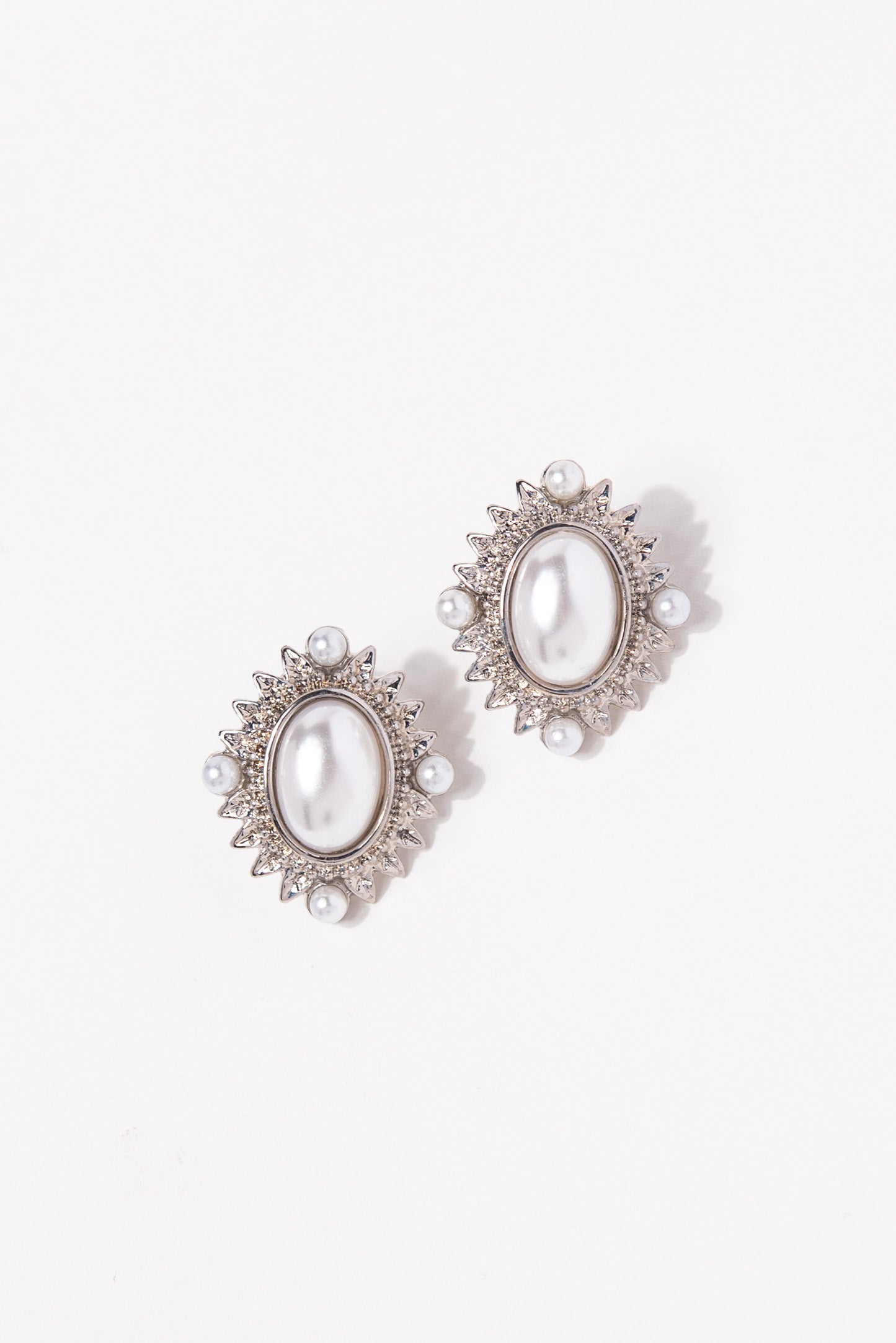 Chloe Spike Ray Trim Earrings