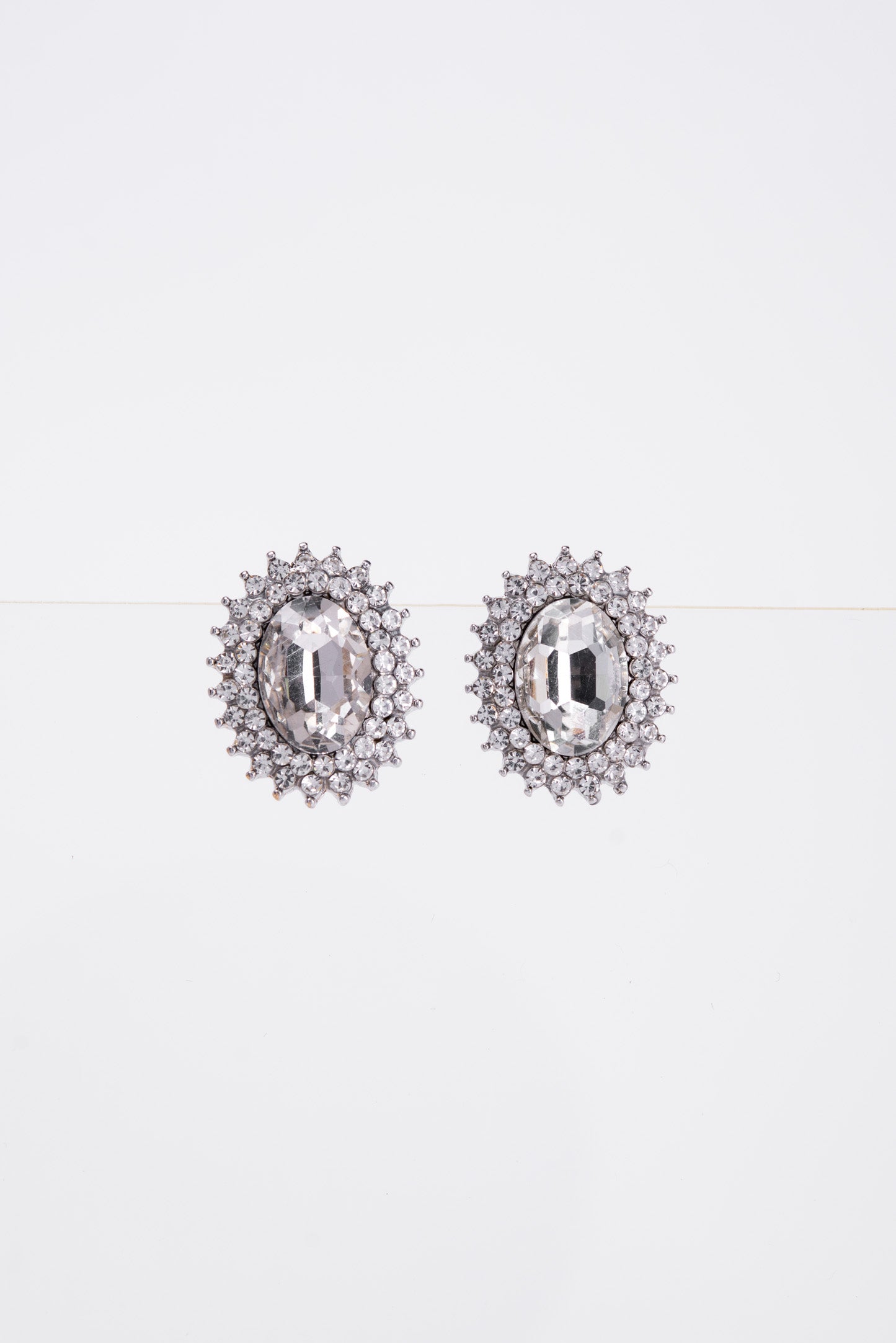 Courtney Sunburst Glass Stone Stud Earrings