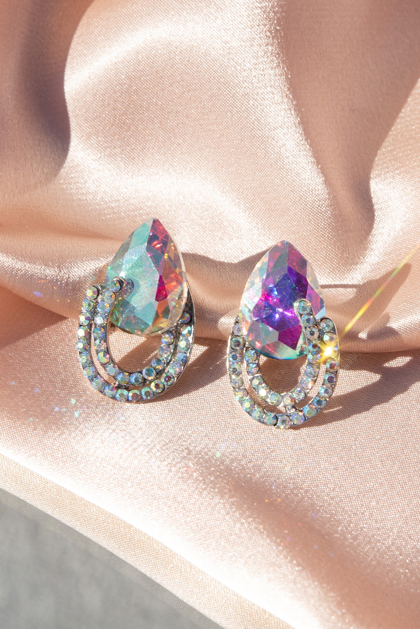 Aspen Pear & Loop Studs