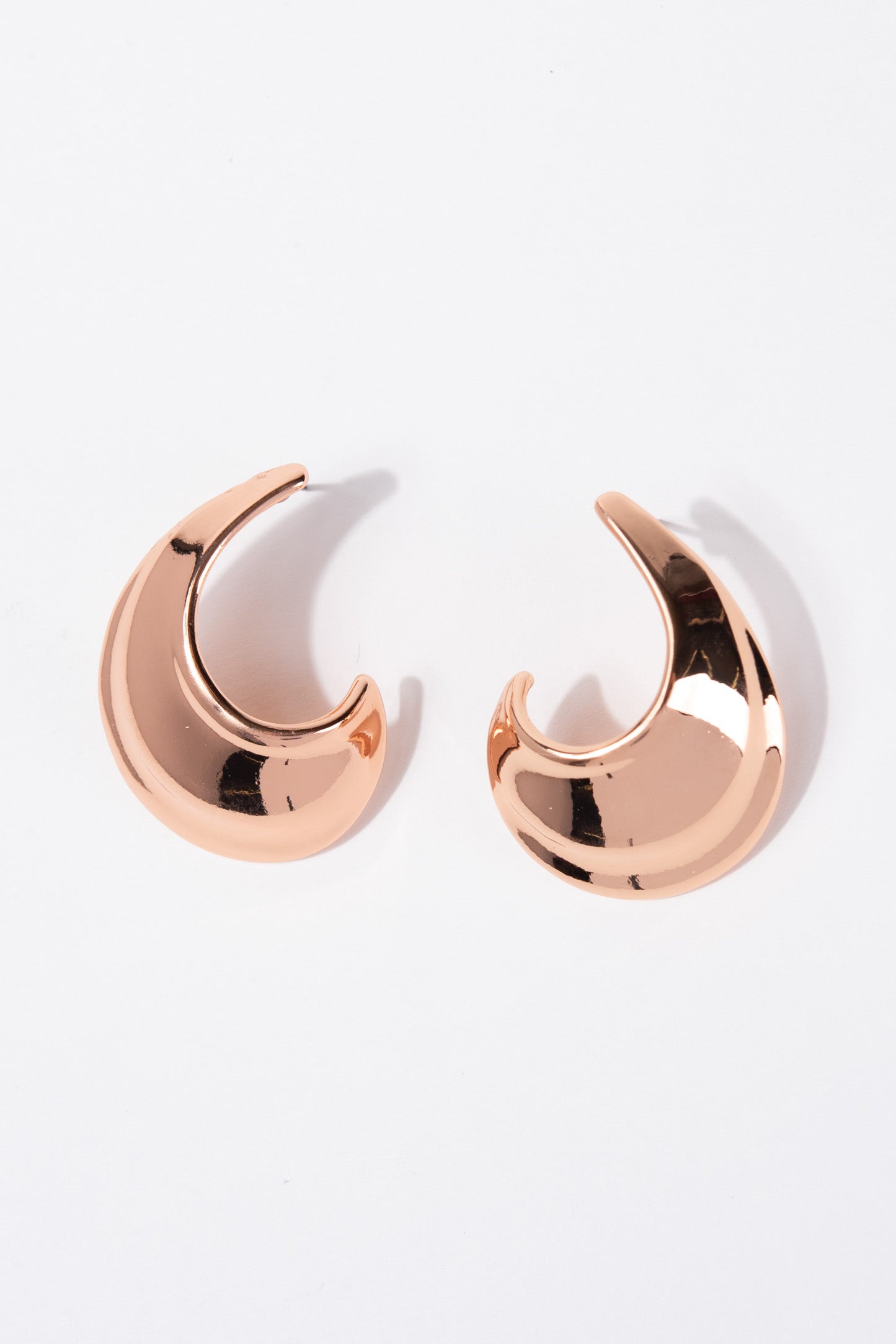 Estrella Moonlight Metal Post Earring