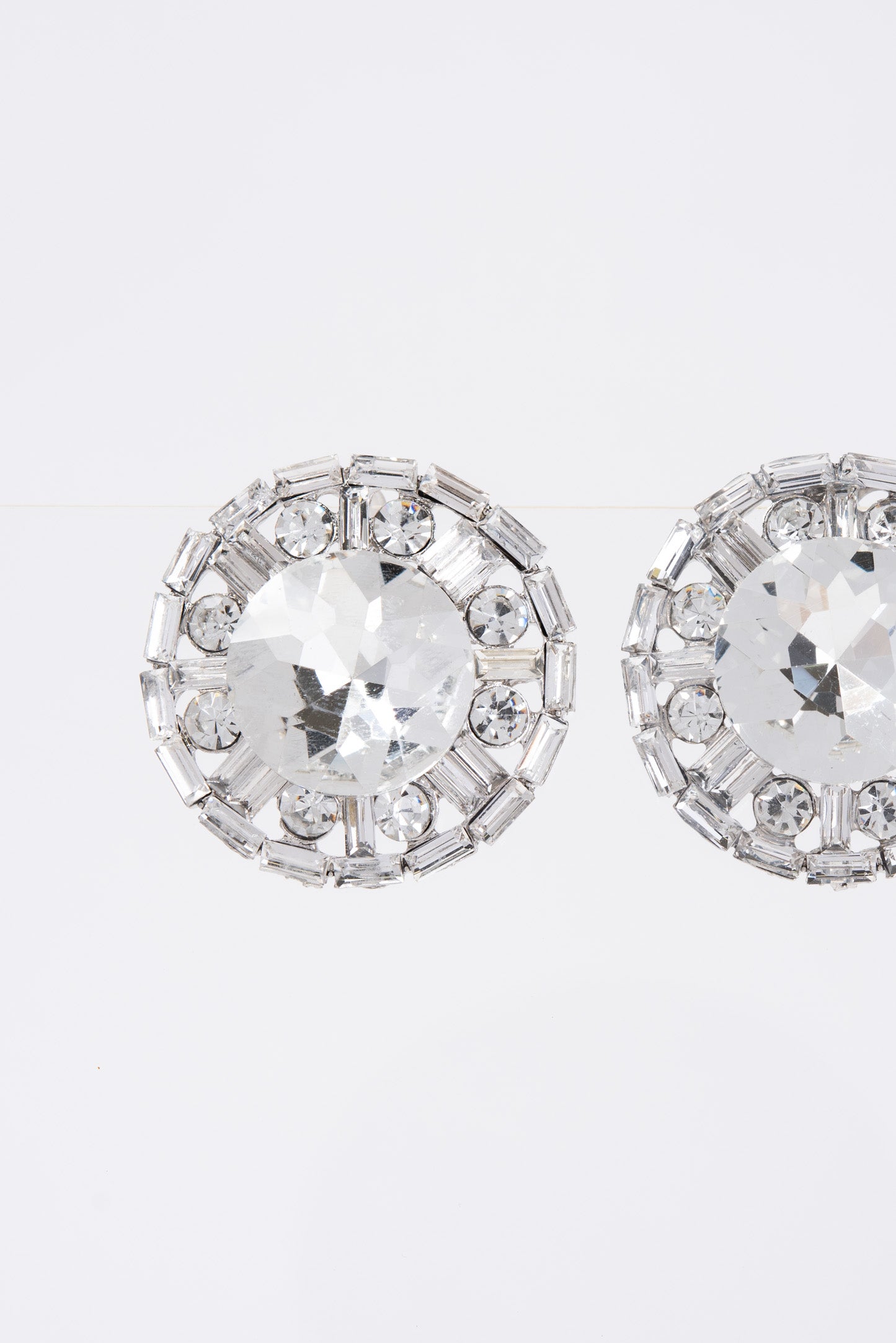 Juliette Vintage Cluster Circle Earrings