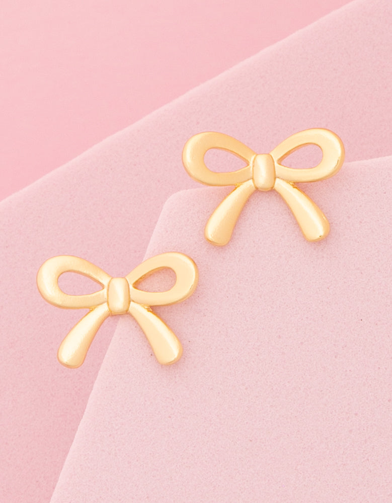 Gia Polished Short Tail Bow Ribbon Earrings