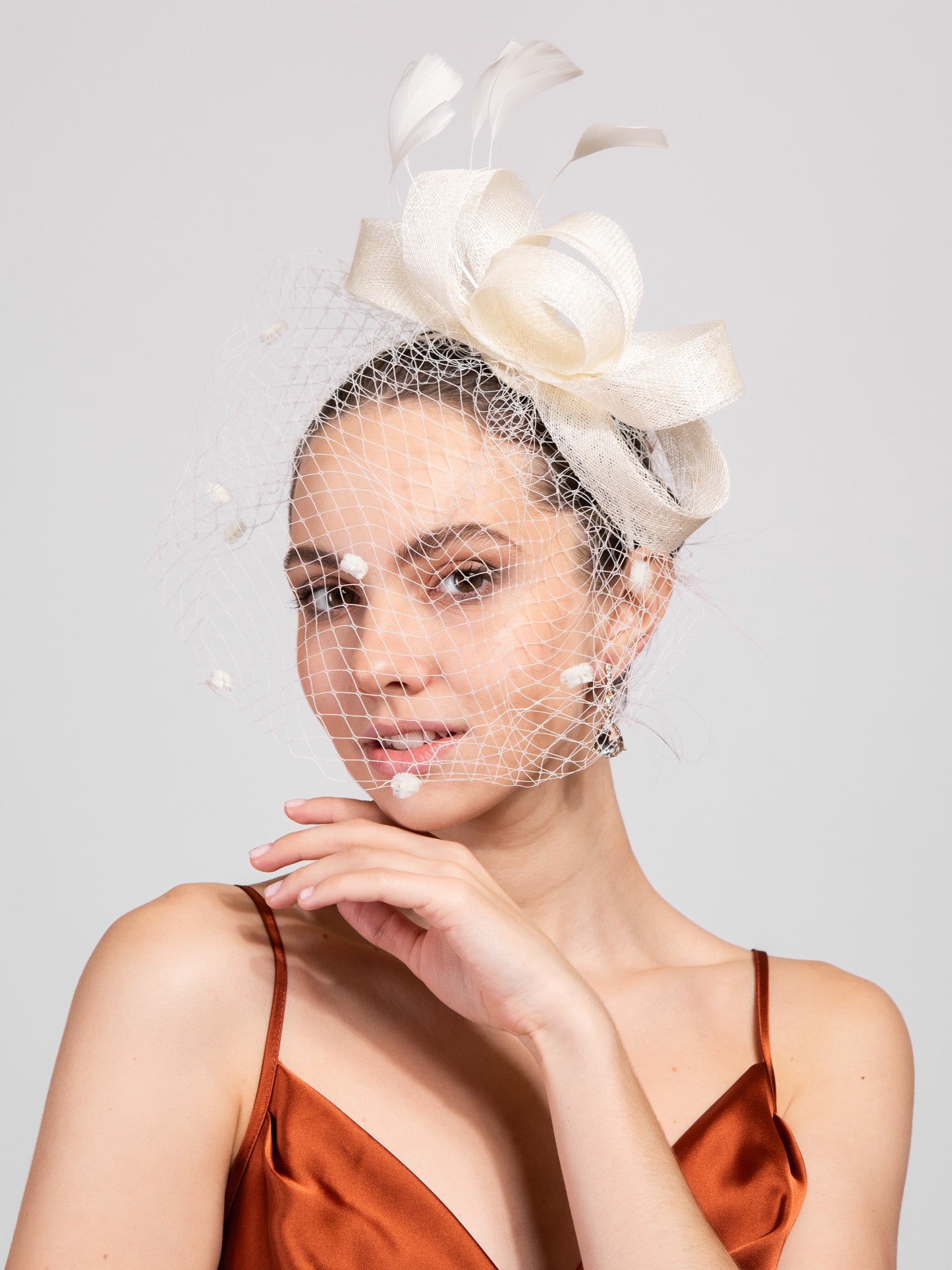 Isabella Veil Fashion Feather Fascinator