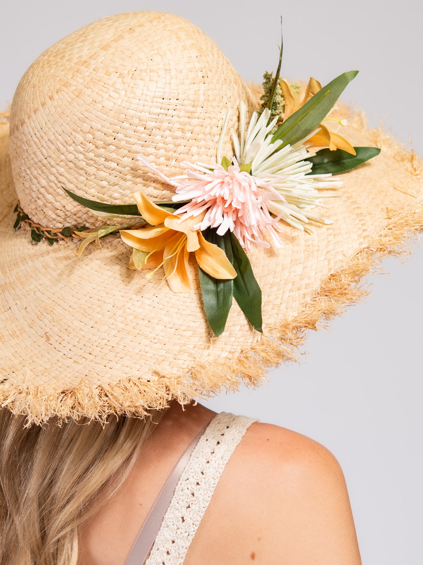 Kelly Fashion Raphia Sun Hat with Flower