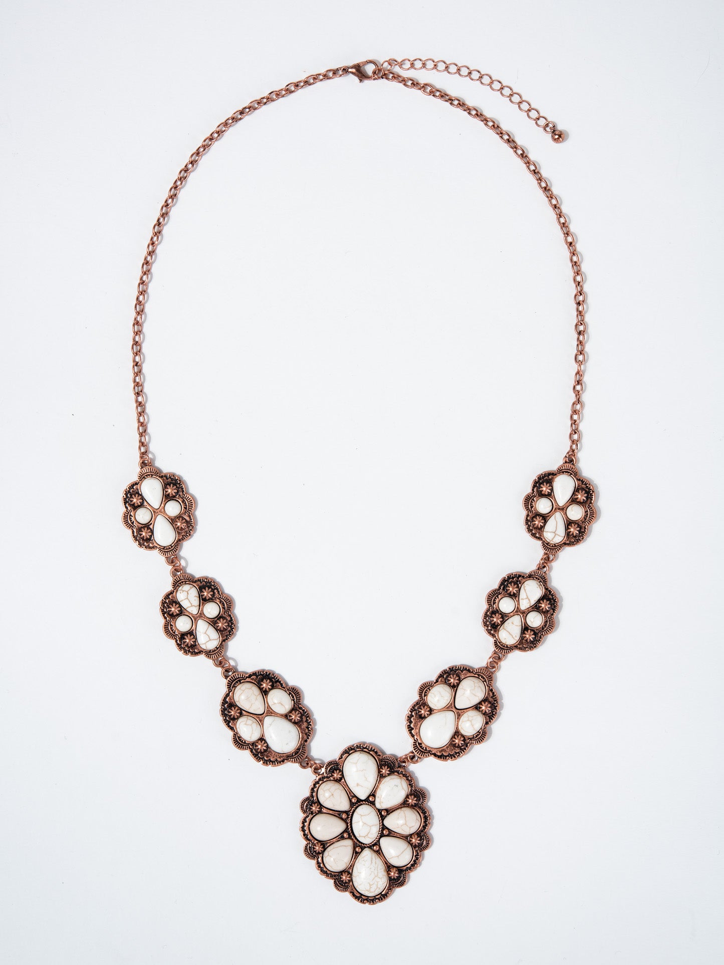 Aurea Western Pendant Necklace