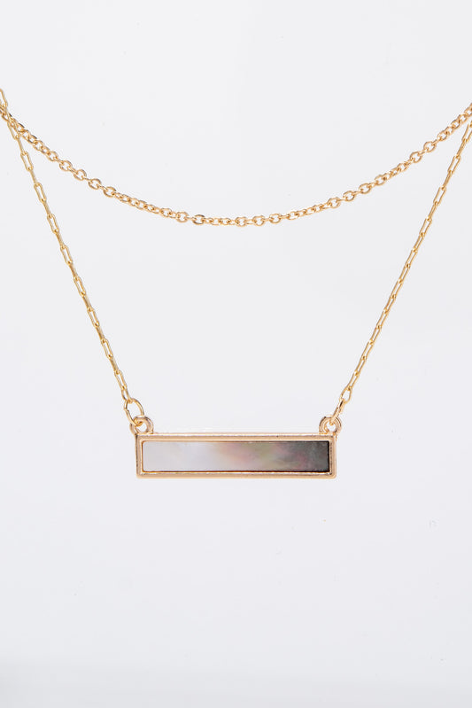 Lisa Mop Shell Bar Necklace
