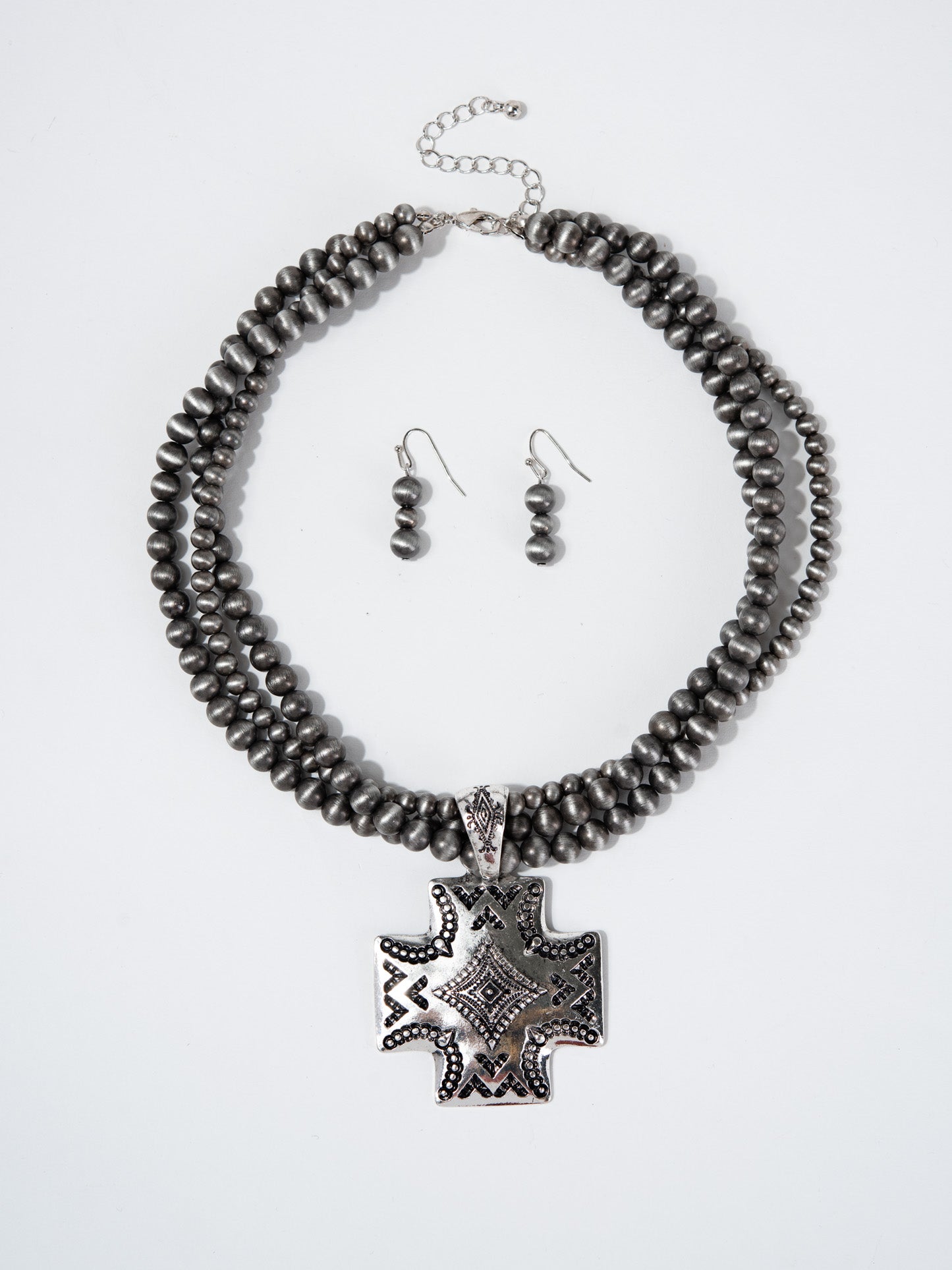 Orelia Western Navajo Pearl Aztec Necklace