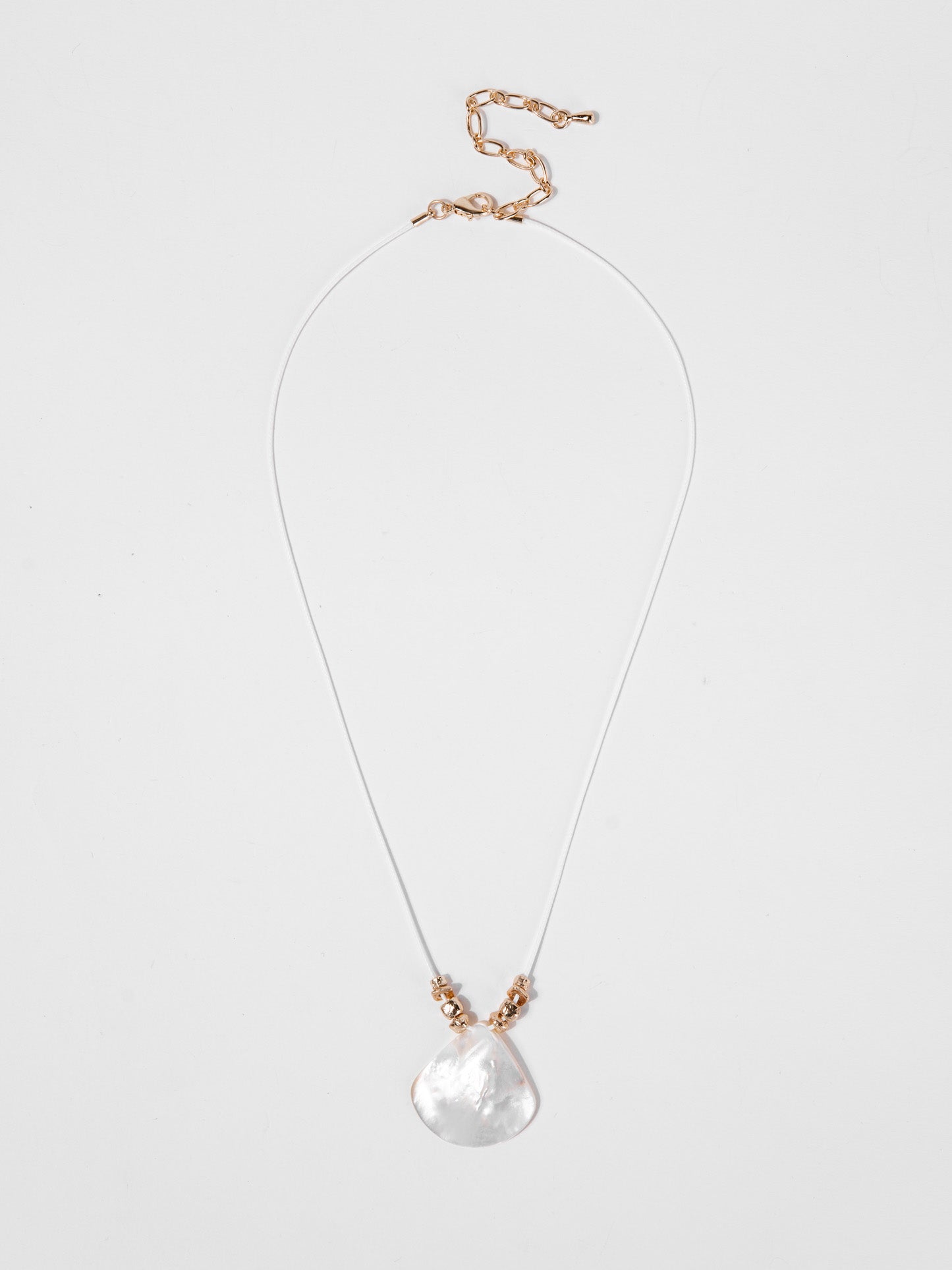 Wendy Pearl Pendant Necklace