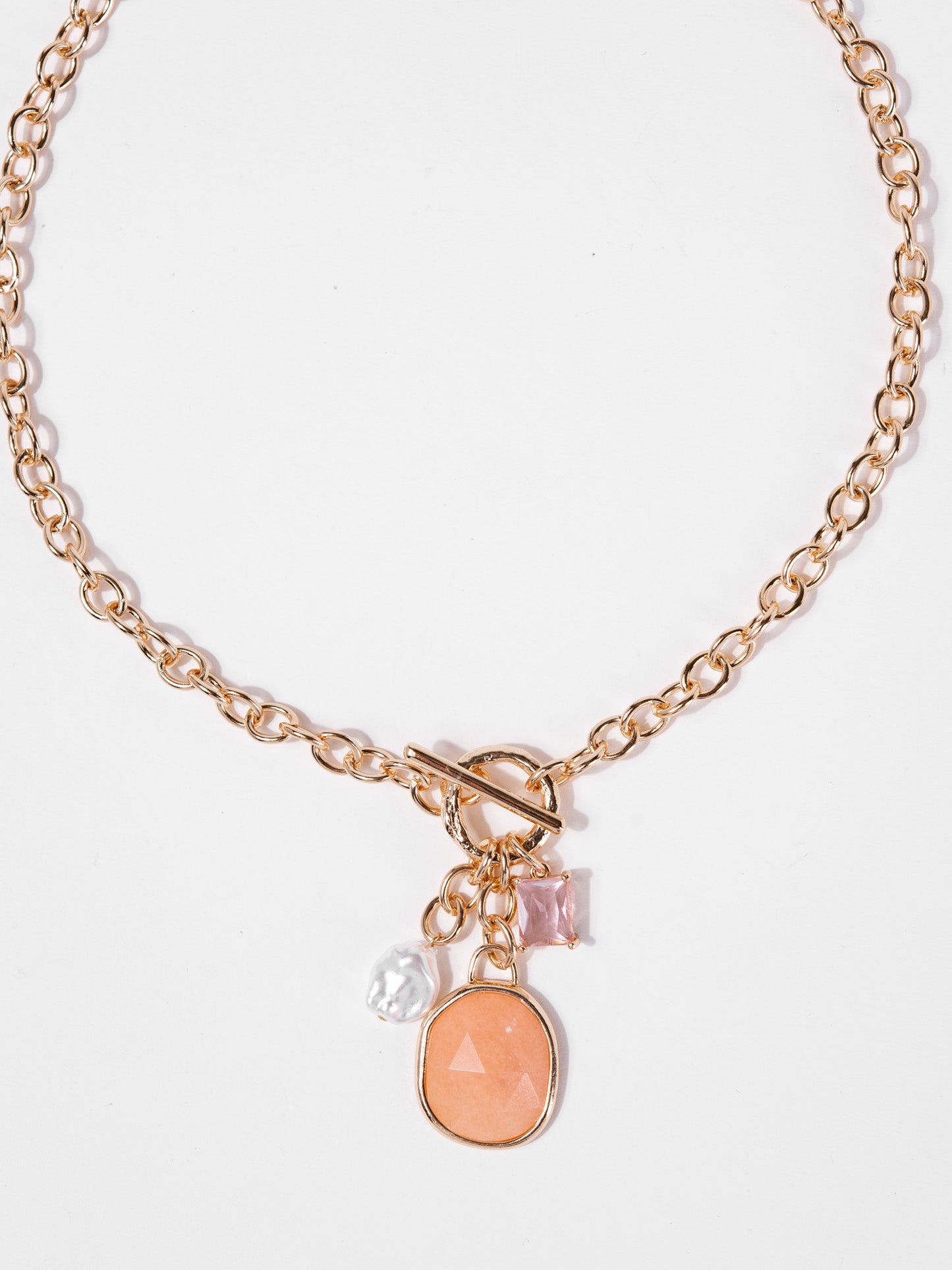 Alana Link Pendant Necklace