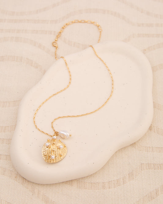 Celine Pearl And Scallop Shell Pendant Necklace