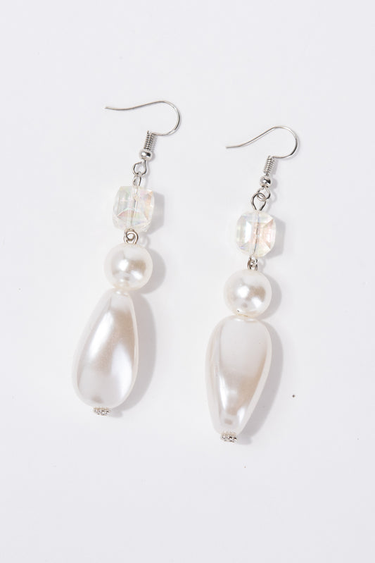 Luna Layered Pearl Necklace and Earrings Set | White