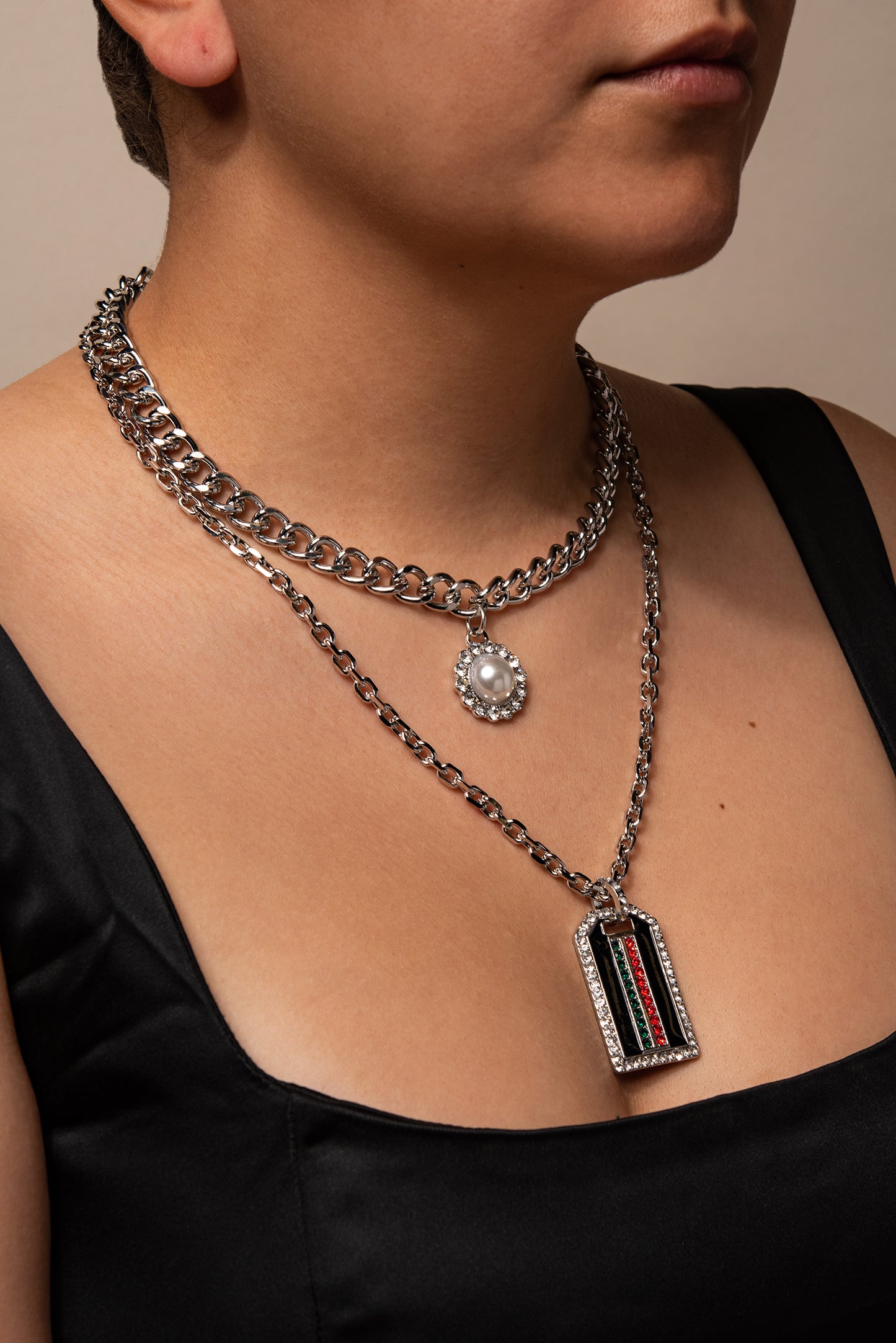 Pearl Flower and Tag Necklace Set
