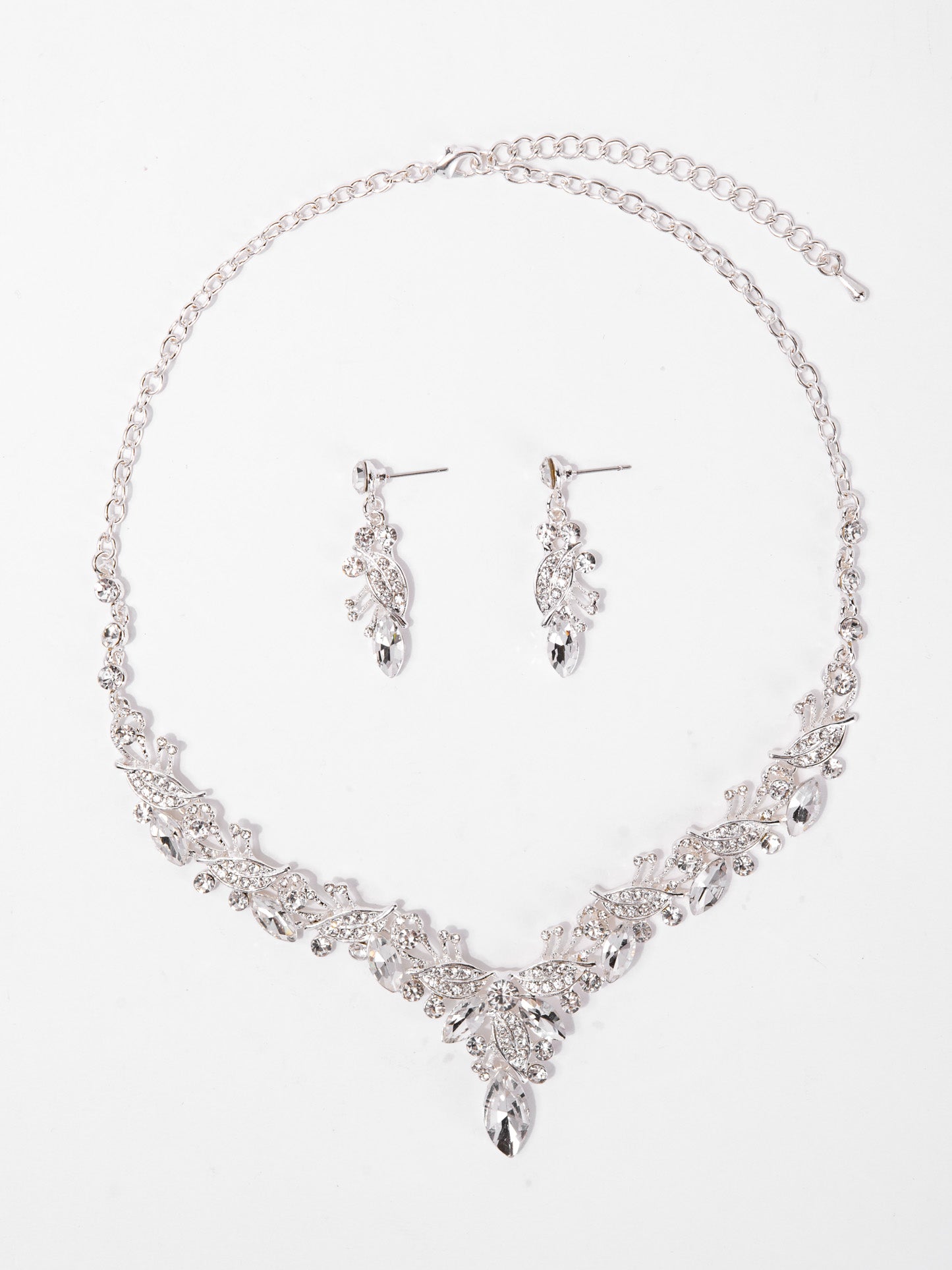 Cecilia Vine Gemstone Cluster V-Shaped Necklace Set
