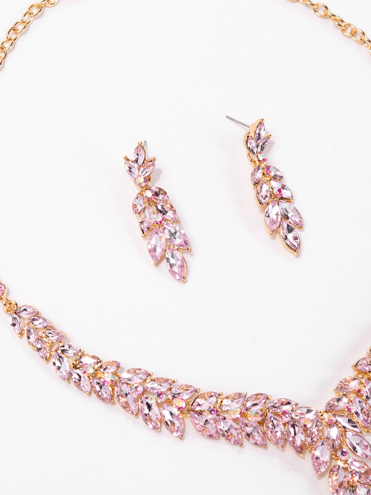 Lia Vine Gemstone Cluster V-Shaped Necklace Set