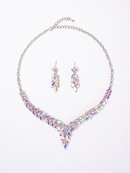 Lia Vine Gemstone Cluster V-Shaped Necklace Set