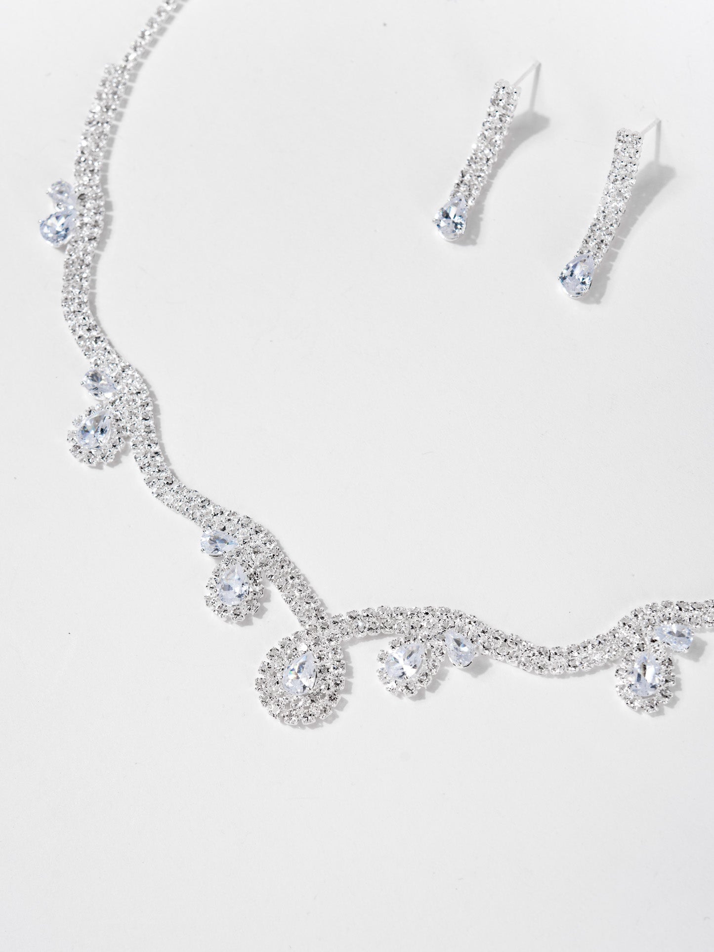 Ruth Elegant Rhinestone Necklace Set