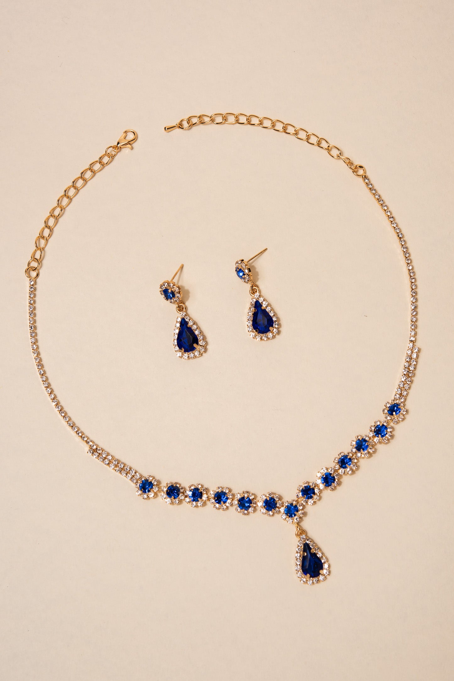 Gabby Flower Stones & Teardrop Pendant Necklace Set