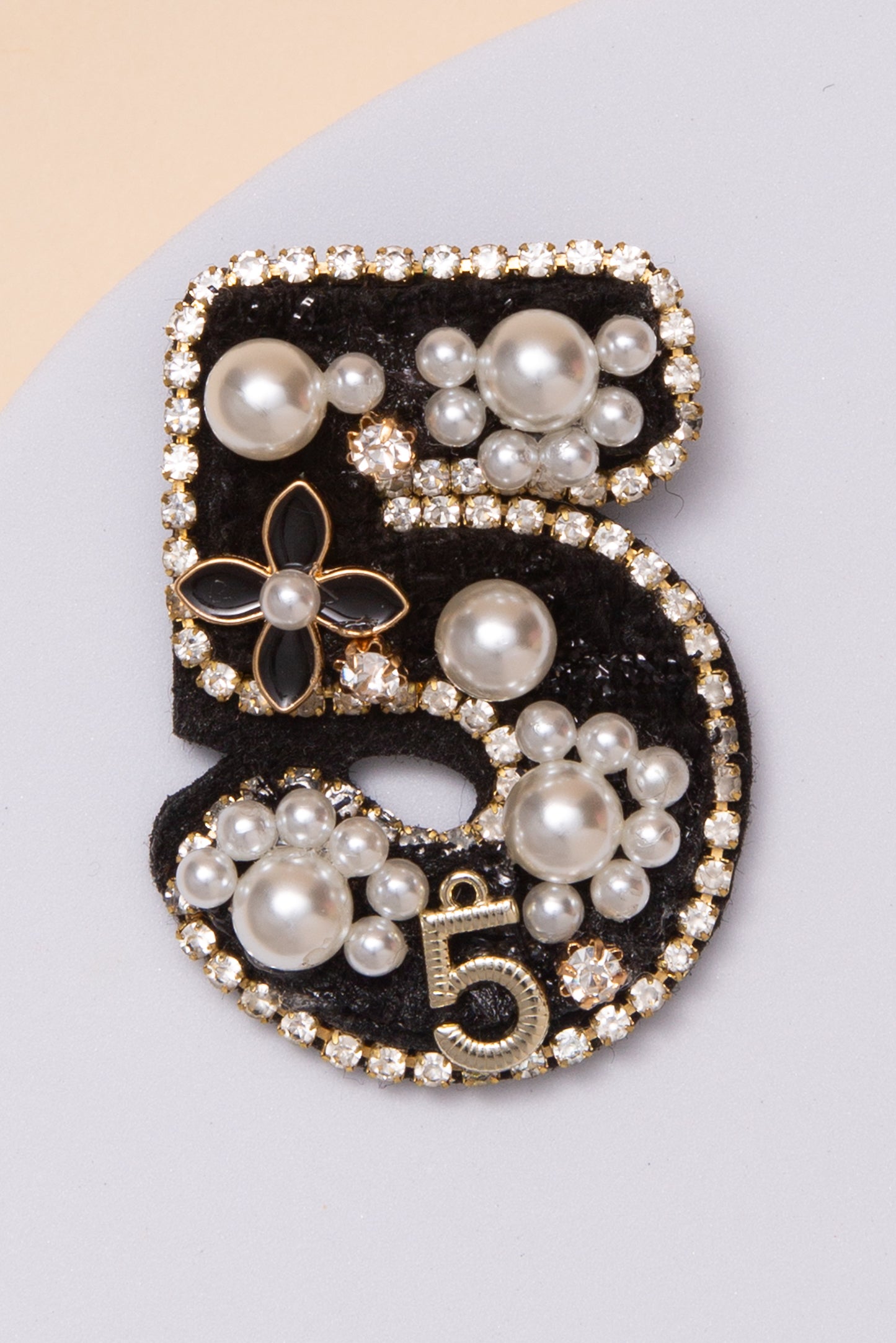 Rose Pearl Tweed Brooch #5 | Black