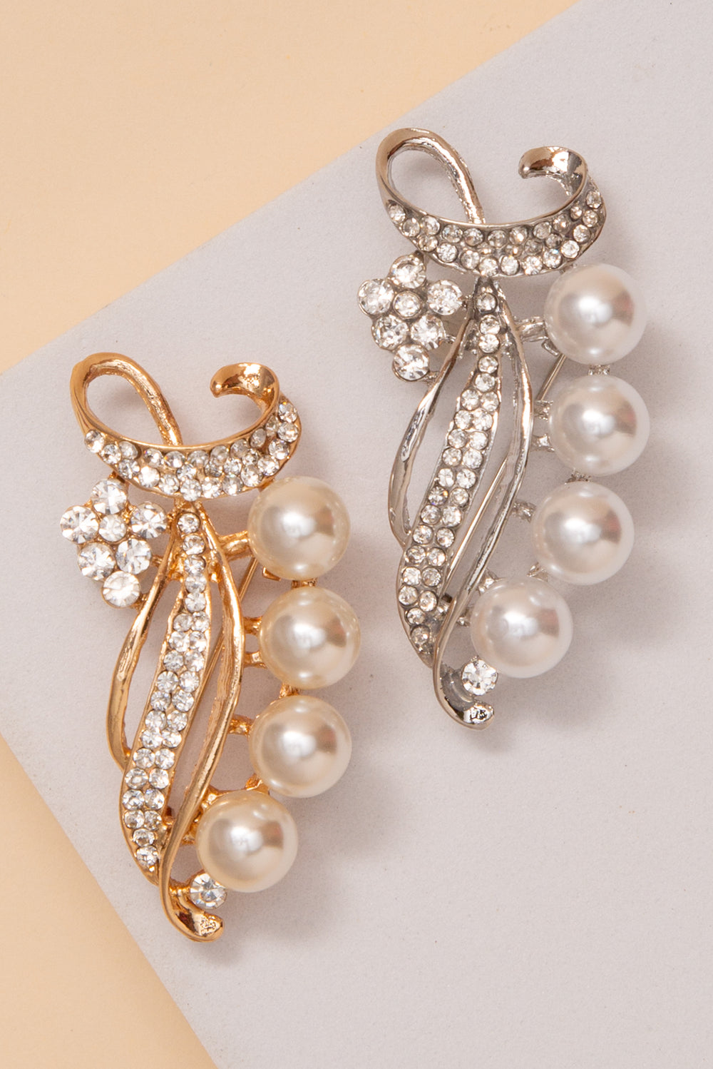 Barbara Crystal Rhinestone And Pearl Scroll Bouquet Brooch Pin