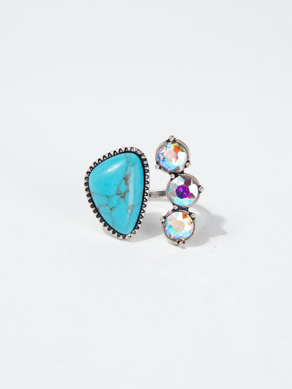 Aloe Western 3 Crystal Cuff Ring | Iridescent