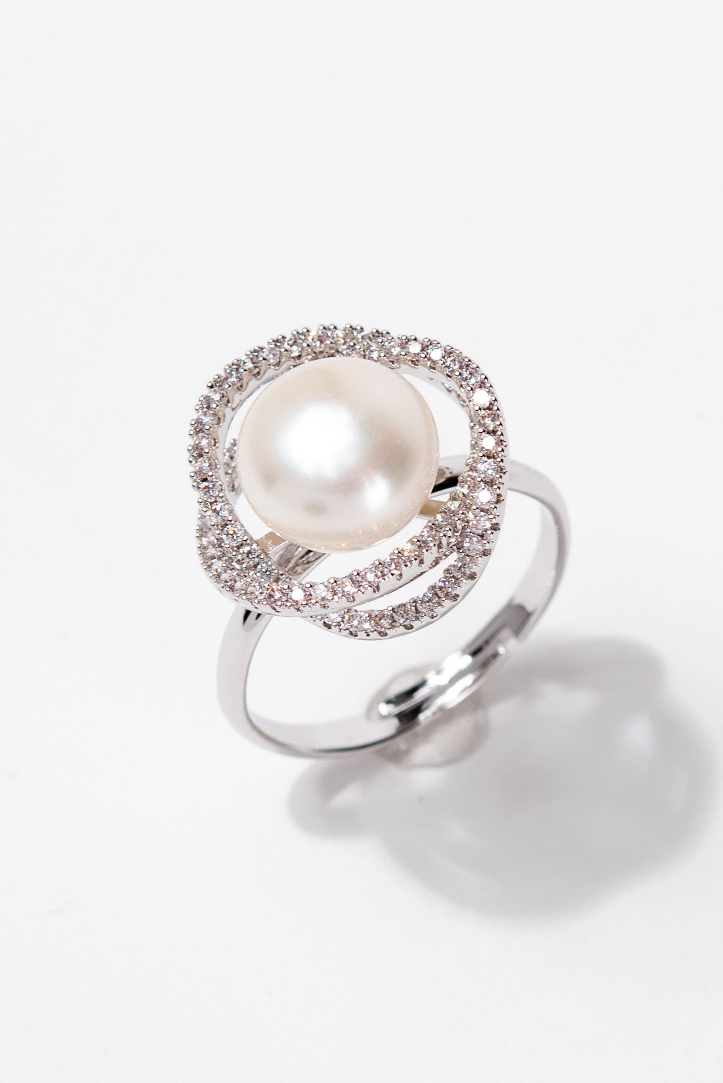 Georgia Solitaire Pearl Adjustable Ring