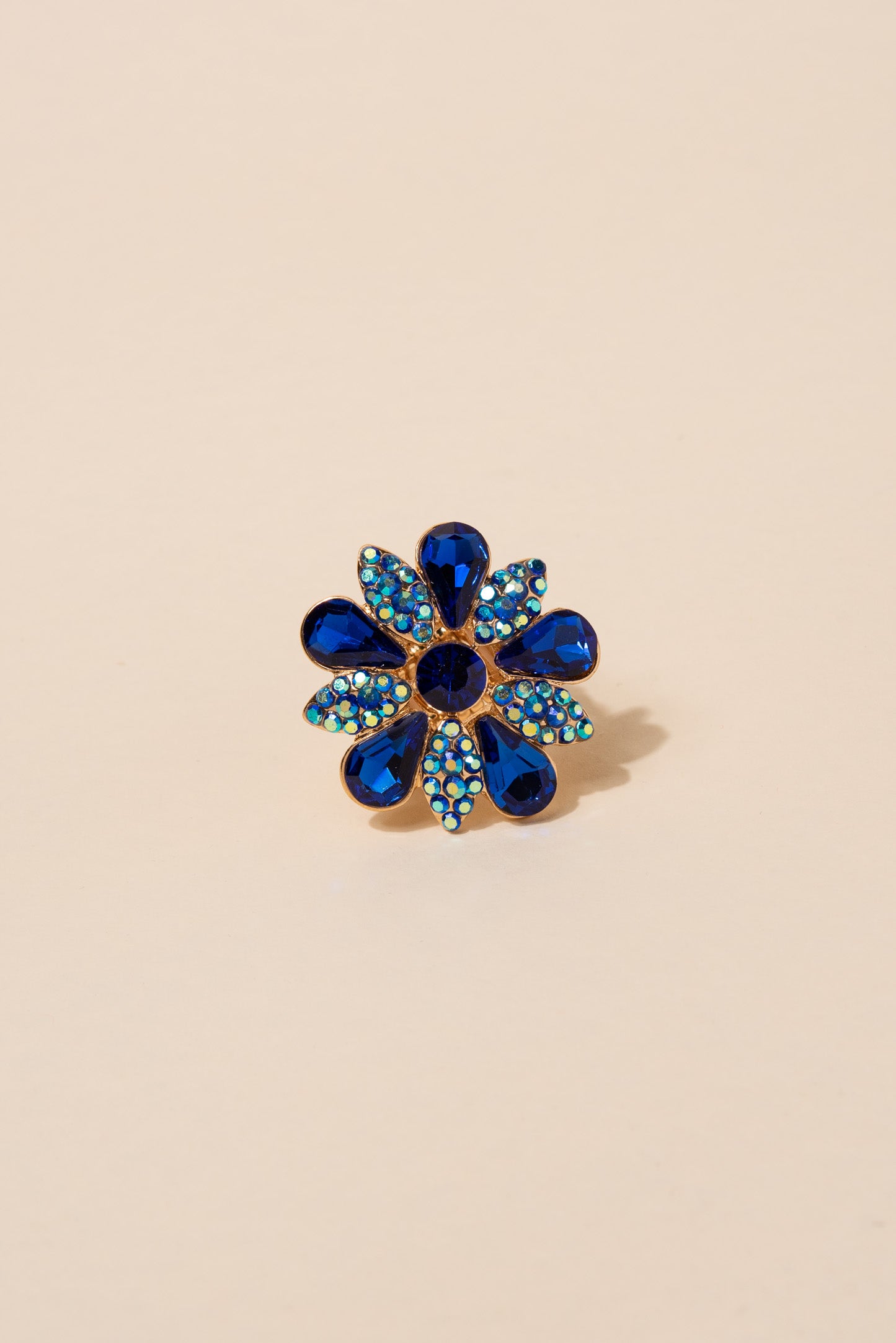 Lilith Teardrop Flower Stone Ring