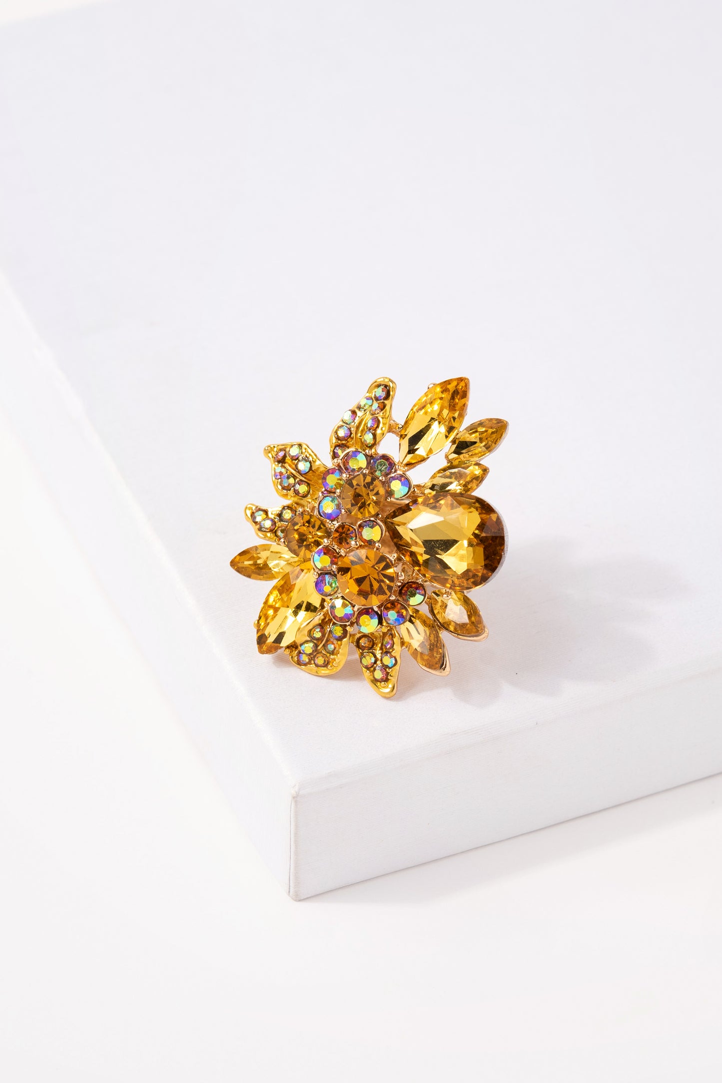 Willa Floral Rhinestone Ring