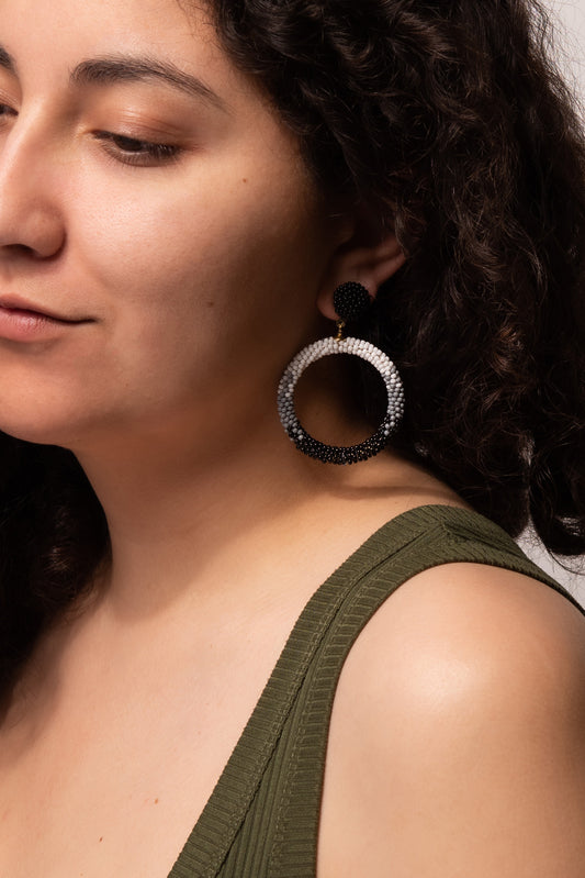 Anais Beaded Circle Earrings | Black