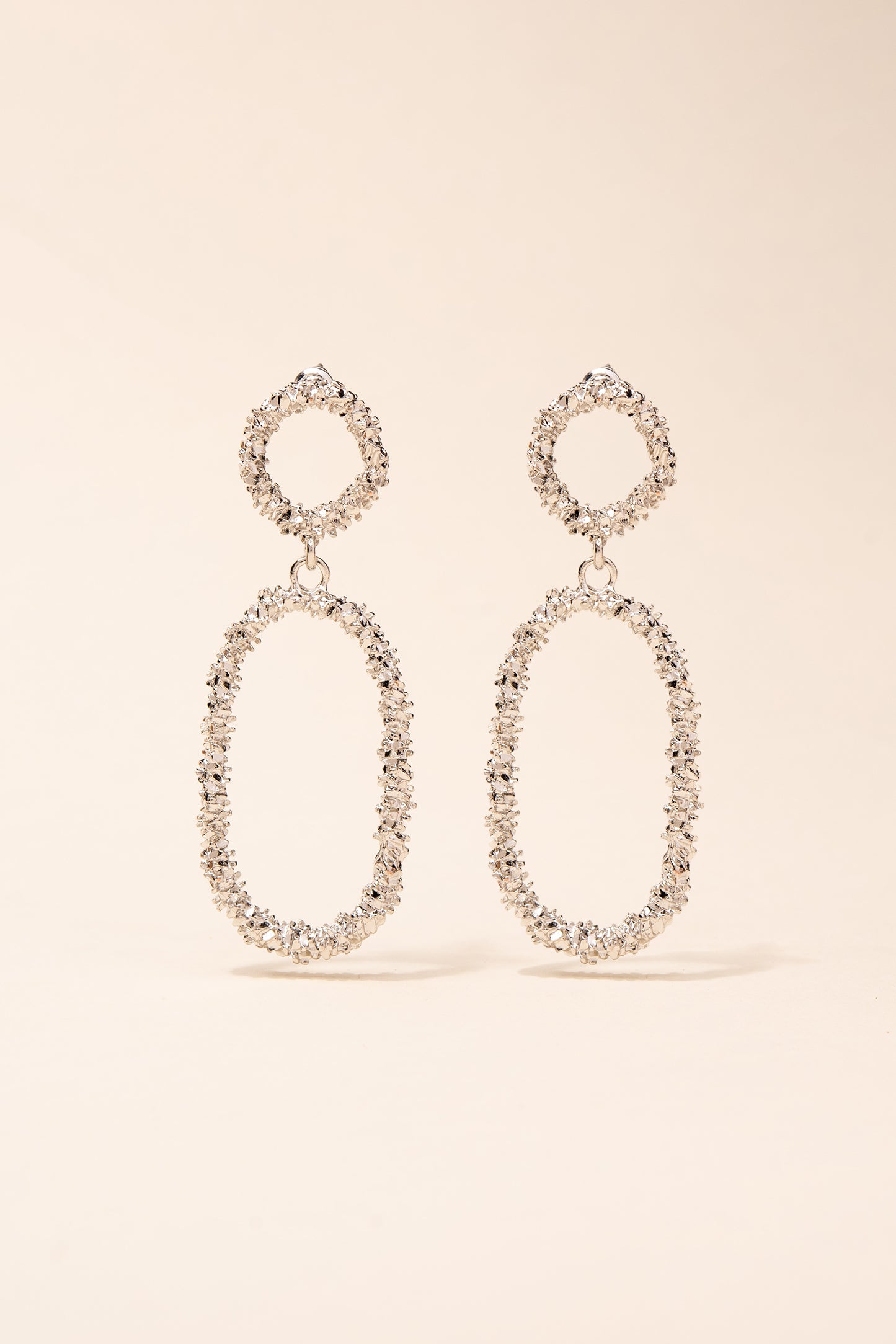 Casting Oval Dangle Earring