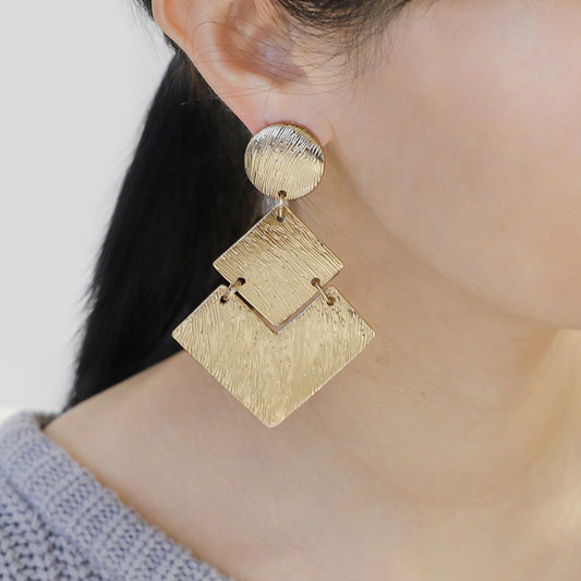 Alice 3-Tier Geometric Clip-on Earrings | Gold