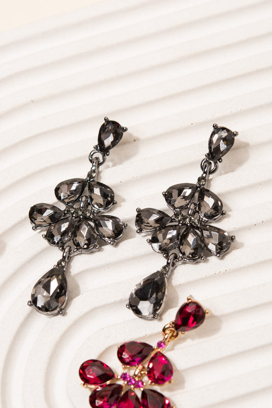Anette Long Petal Chandelier Earrings | Black